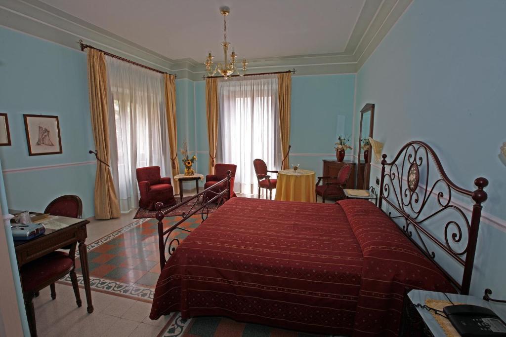Hotel Palazzo Krataiis Scilla Habitación foto